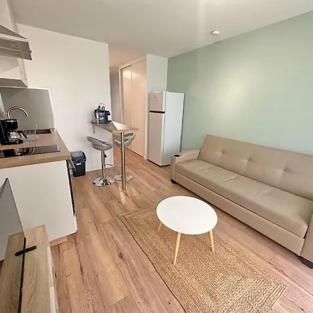 Cosy - Terrasse Clim Apartman *